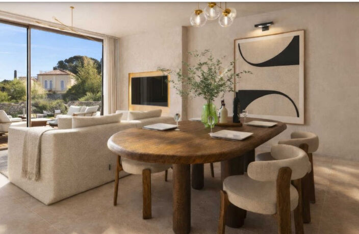 au coeur de Saint-Tropez, 83990 ,Appart  T5 , dernier étage ,de  171,66 m2 ,Terrasse de Plus de 30m2 — photo 2