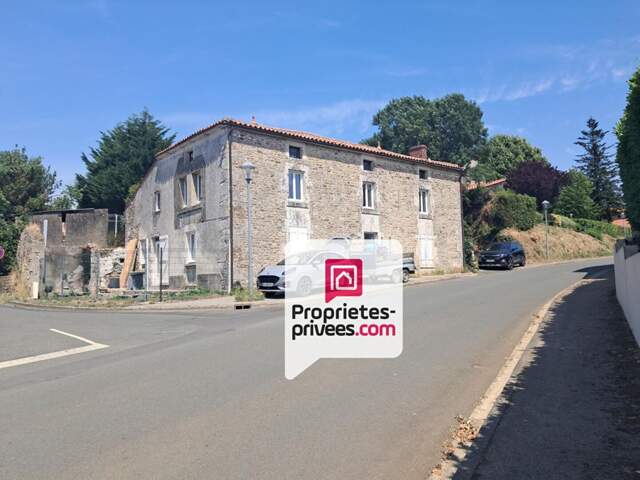 Maison rénovée de caractère  165 m² Terrain arboré — photo du bien