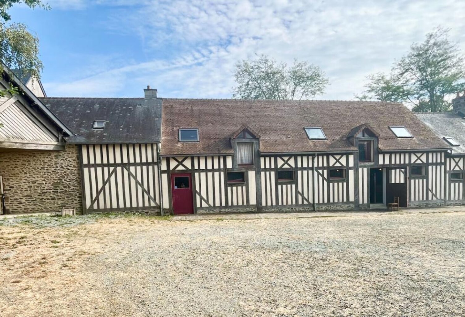 Propriété Bagnoles De L Orne Normandie 1450 m2 — photo 1