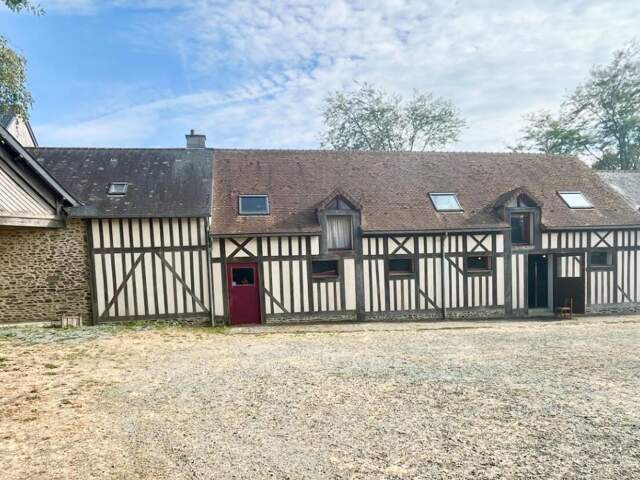 Propriété Bagnoles De L Orne Normandie 1450 m2 — photo du bien