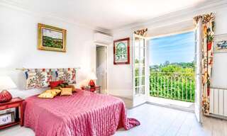Maison 7 Pièces 301 m² à vendre à Le Rouret (06650)
