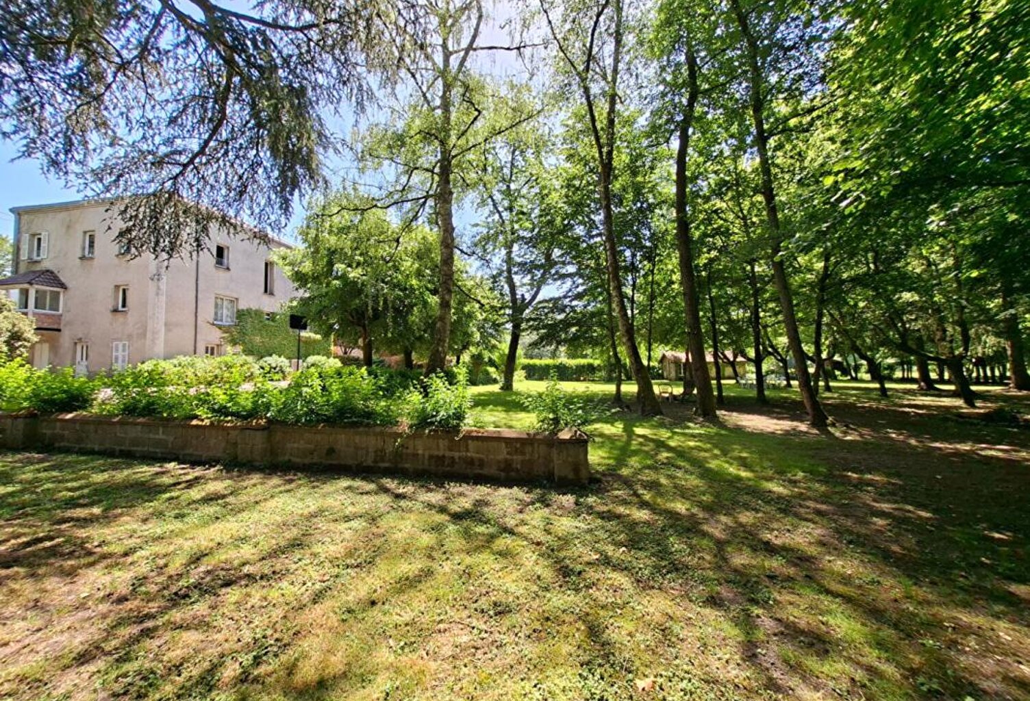 Maison Blanzy 9 pièce(s) 230 m2 — photo 1
