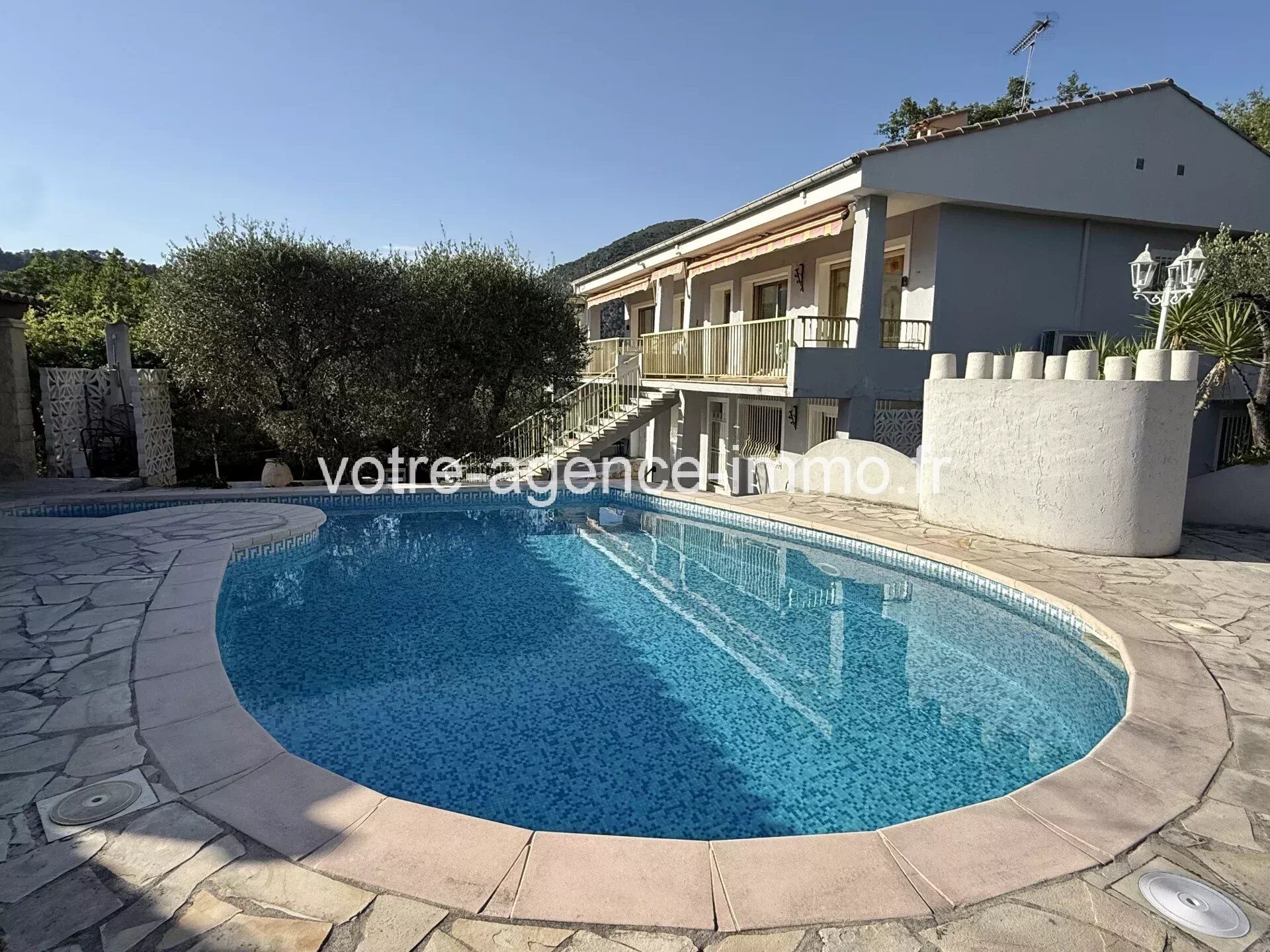 Photo Maison de 6 pièces Tourrette-Levens