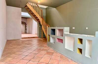 Vieux Douai – immeuble de 300 m² (251 m² habitables) - Garage 42 — photo du bien