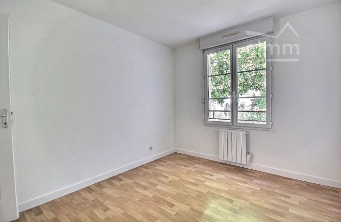 Maison récente dans le 'Vieux St Pierre' avec garage et jardin — photo 4