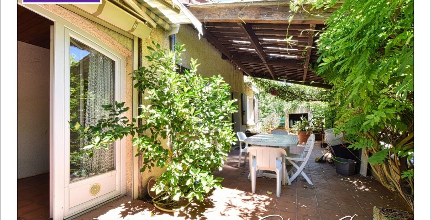 Maison familiale avec garage, atelier et fort potentiel d'évolution — photo 1