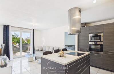 VAULX-EN-VELIN VILLAGE SUD – APPARTEMENT T4 DE 74 m² AVEC TERRASSE ET GARAGE — photo du bien