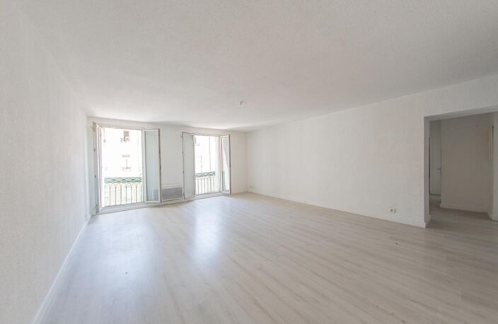 CLERMONT-L’HÉRAULT (34800) – APPARTEMENT 4 PIÈCES – 3 CHAMBRES – SÉJOUR 30M² – EXPOSITION SUD-EST – DPE B — photo 2
