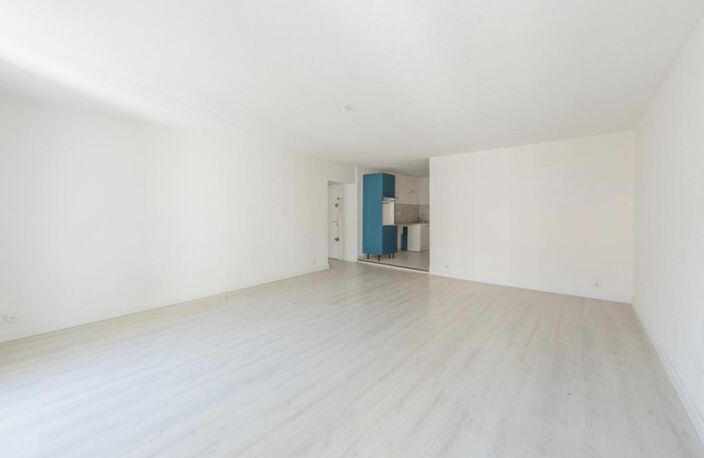 CLERMONT-L’HÉRAULT (34800) – APPARTEMENT 4 PIÈCES – 3 CHAMBRES – SÉJOUR 30M² – EXPOSITION SUD-EST – DPE B — photo 3