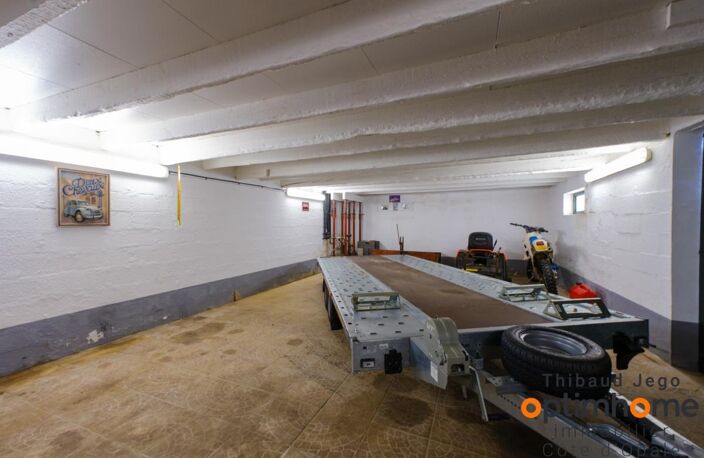 Maison bourgeoise avec piscine sur plus de 13 000 m², cadre calme et intimité préservée — photo 4