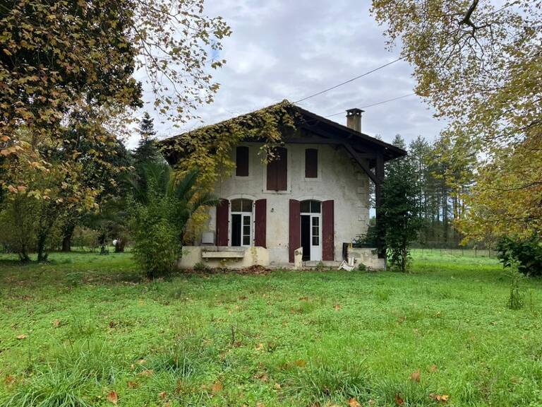 Un domaine de pierre de 160 m² env. à rénover sur 15950 m² de forets préservées, Un havre rare entre ciel et pins ! — photo 1