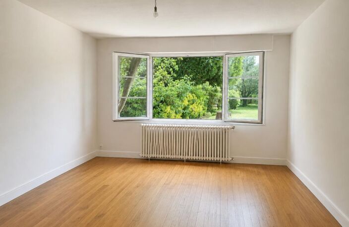 Villenave-d'Ornon – Hourcade | Maison à rénover sur grande parcelle de 1 300 m² avec garage — photo 2