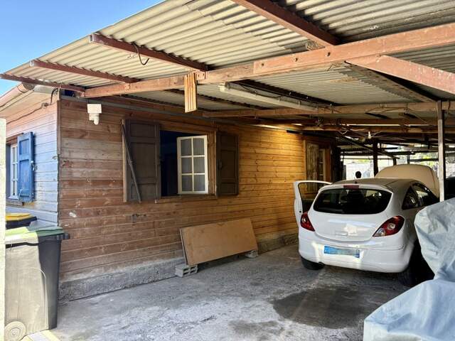 MAISON DE PLAIN-PIED 3 PCS 89M2 EN CENTRE-VILLE – BRAS-PANON (974) — photo du bien