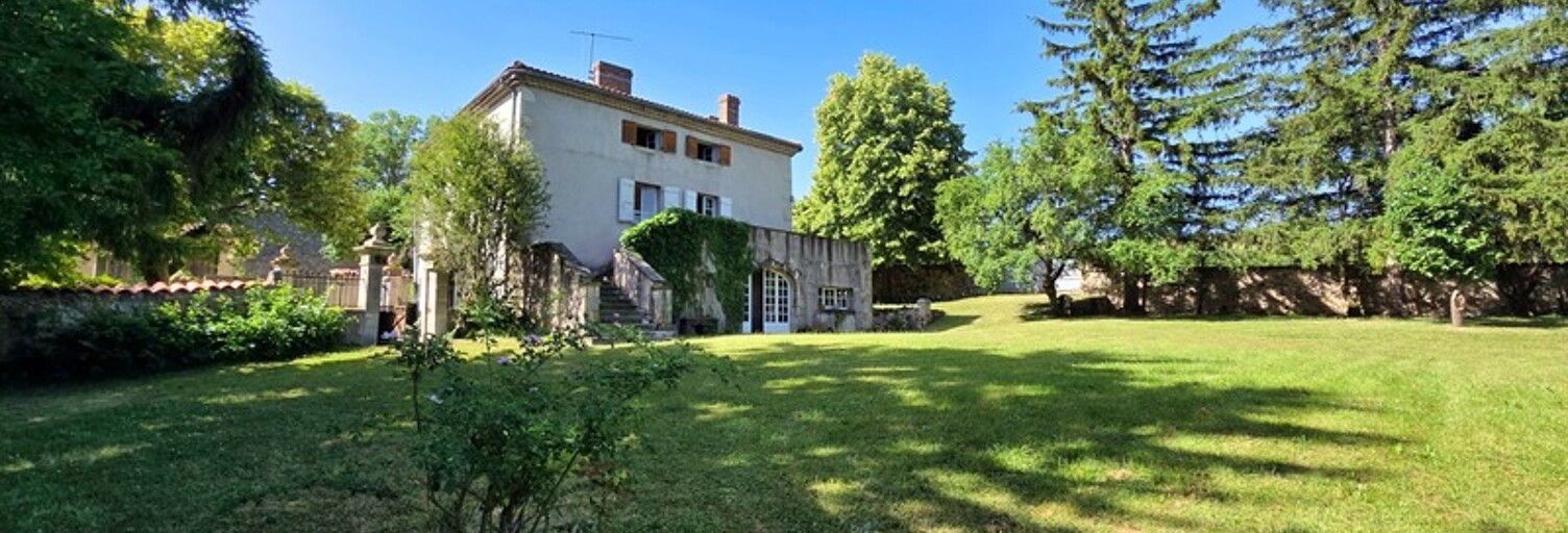 Maison 10 Pièces 250 m² à vendre à Glaine-Montaigut (63160)