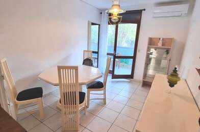 Appartement 2 pièces 872 €