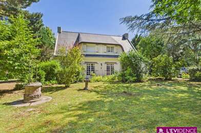 Maison 6 pièces 360400 €