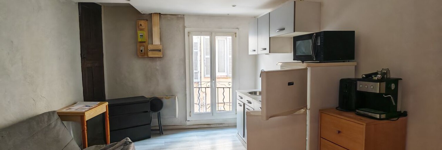 Appartement 1 Pièce 19 m² à louer à Saint-Maximin-la-Sainte-Baume (83470)