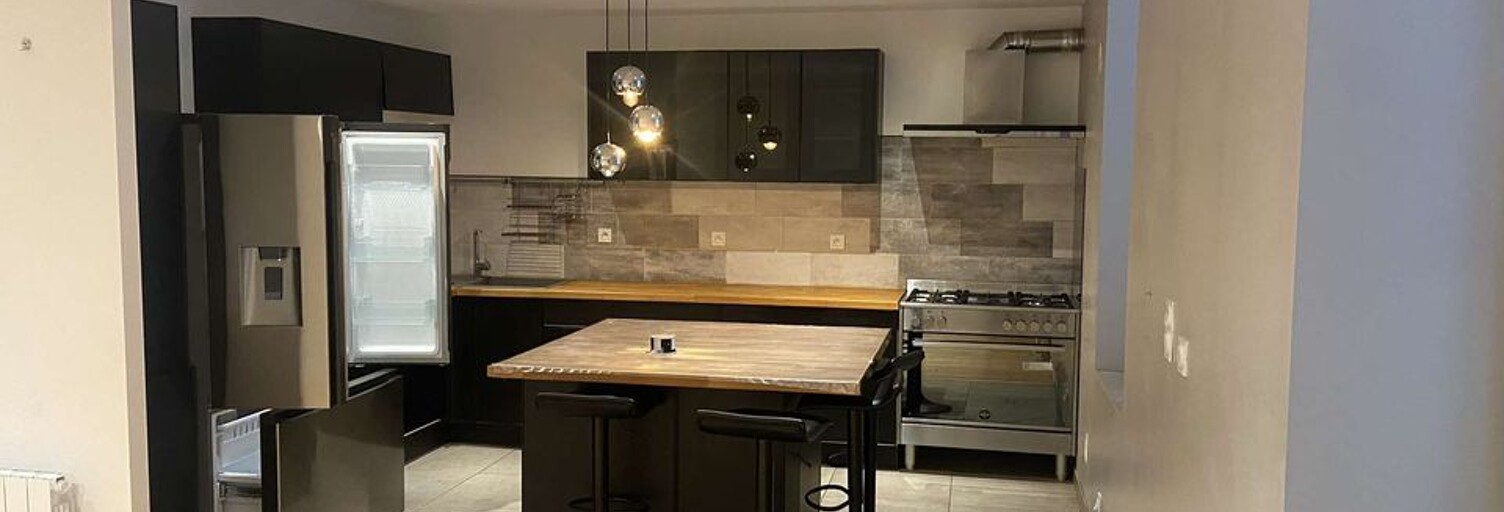 Appartement 7 Pièces 133 m² à louer à Thizy-les-Bourgs (69240)