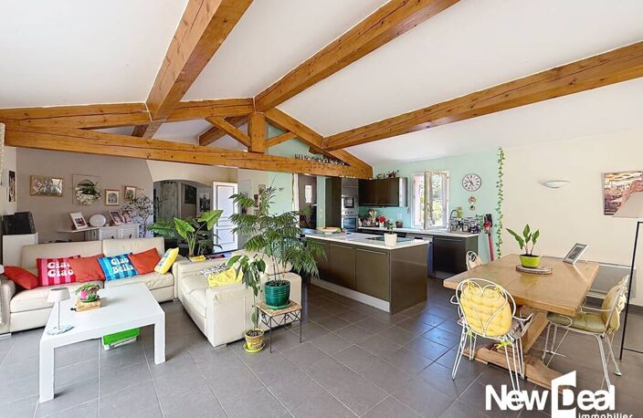 MONTAUROUX_ Charmante maison de 120 m² sur un terrain plat et clos de 3 238 m², secteur recherché, au calme et sans vis-à-vis — photo 5