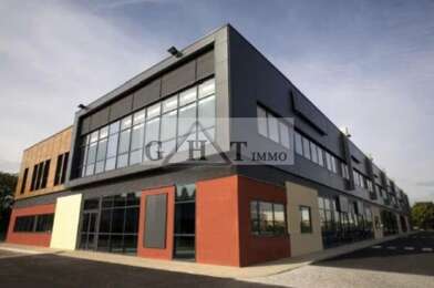 Local industriel  6855 €
