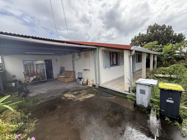 À Saint-André, villa de 101m2 à acheter 254400 EUR — photo du bien