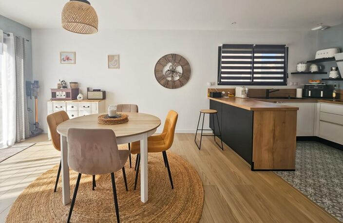 À Vendre à Blauzac - Maison 80 m² T4 avec piscine — photo 5