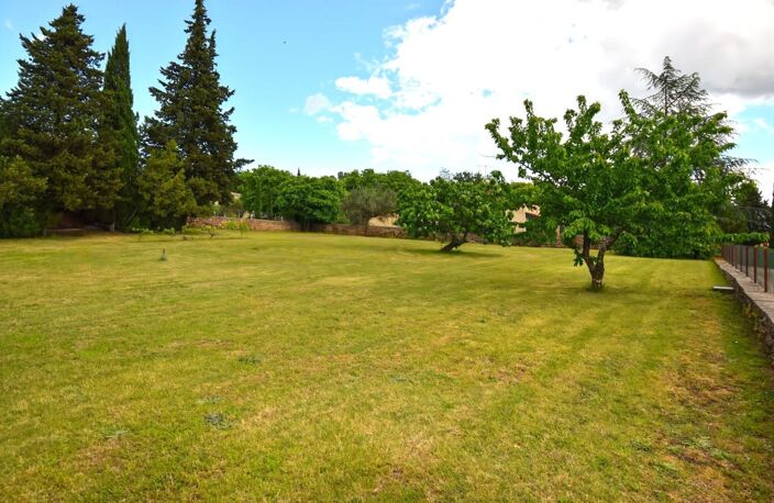 Terrain au calme 1300 m² — photo 2