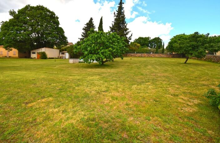 Terrain au calme 1300 m² — photo 4