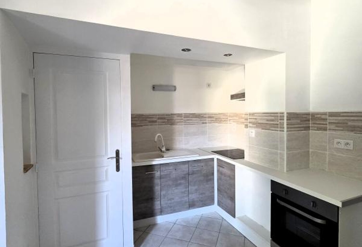 EXCLUSIVITÉ MANOSQUE – Immeuble de rapport — photo 1