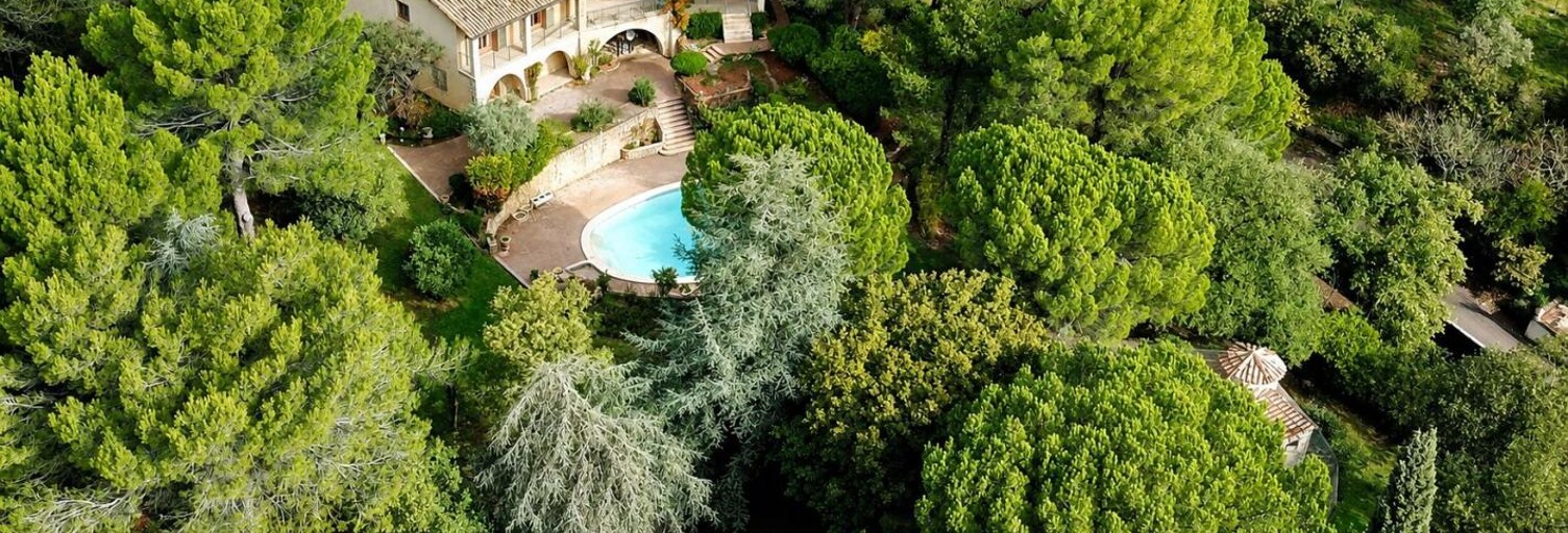 Maison 7 Pièces 218 m² à vendre à Villeneuve-lès-Avignon (30400)