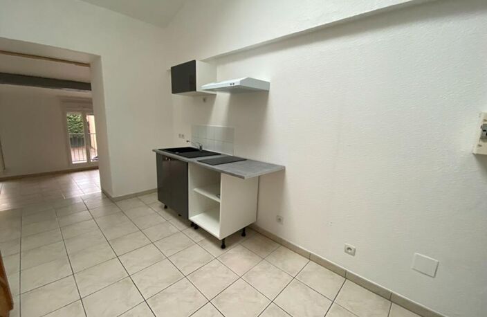 LOCATION : appartement T2 (43.64 m²) à SAINT BRES — photo 3