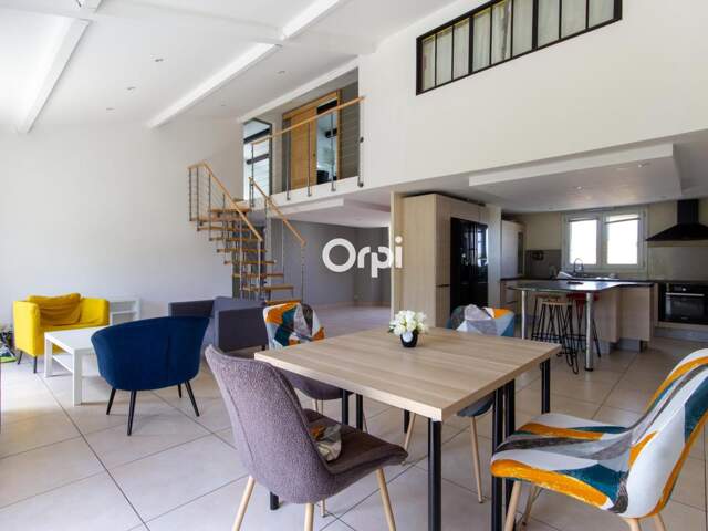 La Martelle – T5 Duplex au dernier étage avec une grande terrasse et 2 garages — photo du bien