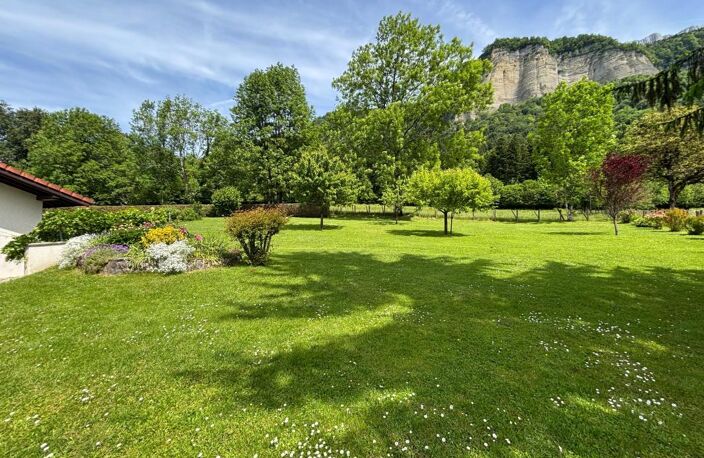 Maison de 158 m² sur 2 700 m² de terrain — photo 2