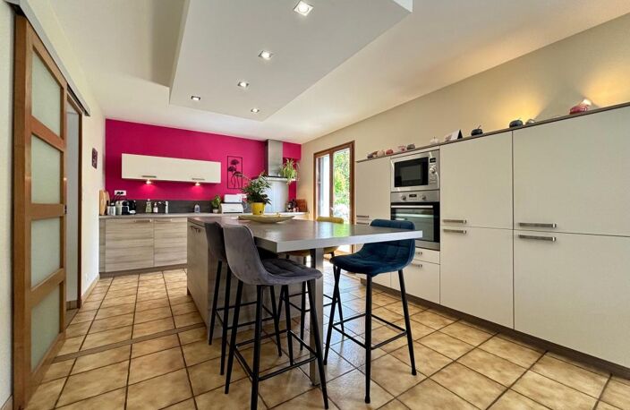 Maison de 158 m² sur 2 700 m² de terrain — photo 3