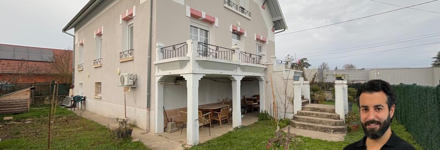 Maison 8 Pièces 236 m² à vendre à Les Abrets en Dauphiné (38490)