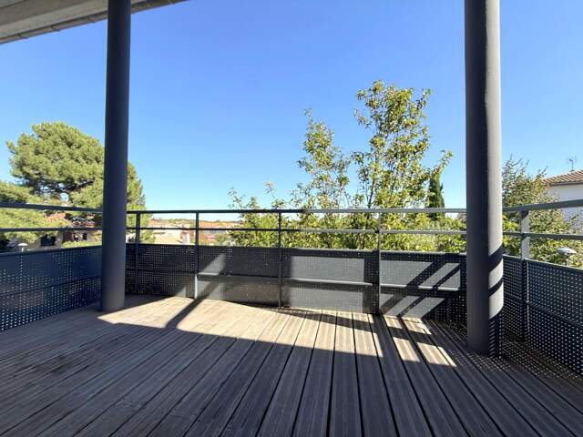CASTANET-TOLOSAN – EN EXCLUSIVITÉ : APPARTEMENT T2 RÉCENT AVEC BALCON ET PARKING — photo du bien