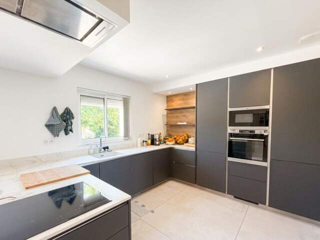 Maison Familiale avec sous-sol total — photo du bien