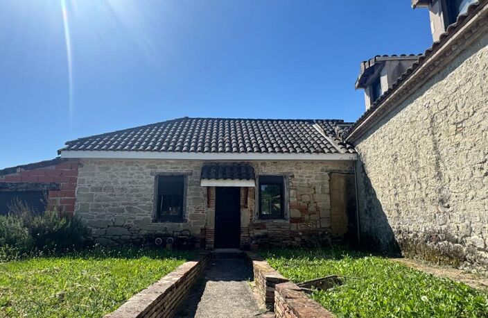 Maison de ville dans un hameaux — photo 3