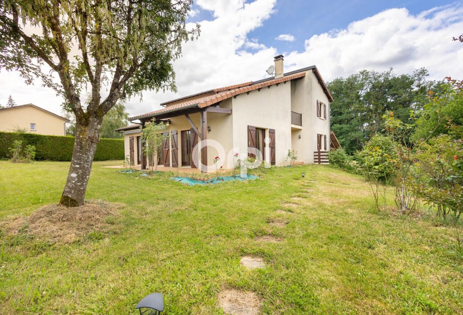 Maison d'architecte dans les hauteurs d'Aixe sur Vienne — photo 1