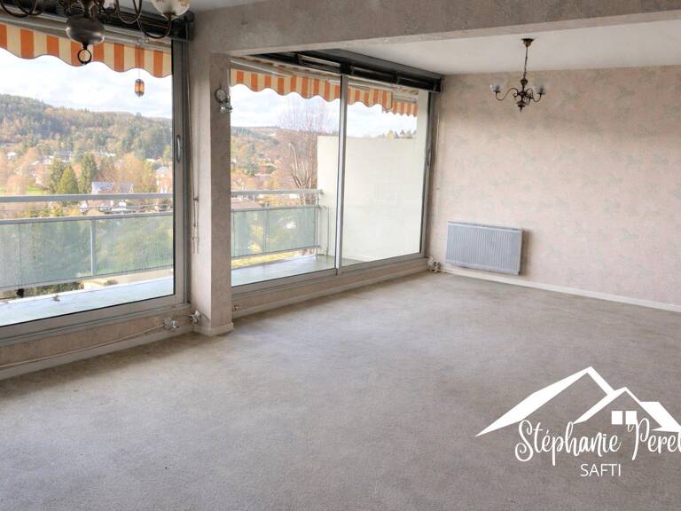 Appartement T3 de 88 m² avec balcon, garage et cave  Ussel — photo 1
