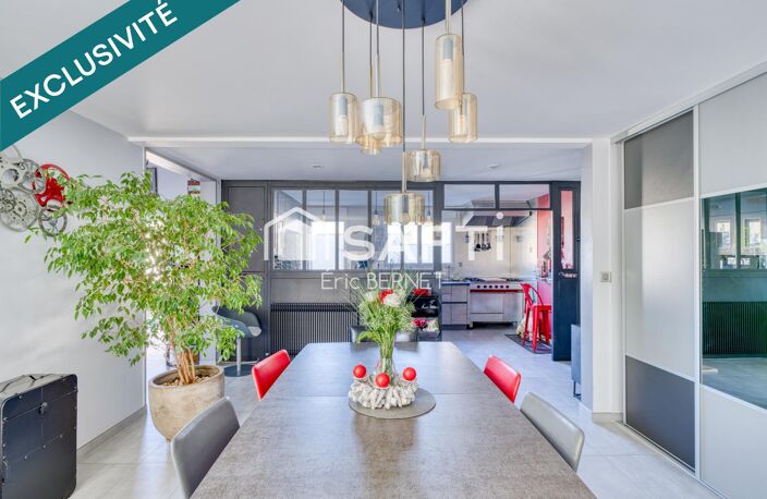 Maison avec du cachet , authenticité, Chassieu centre — photo 4