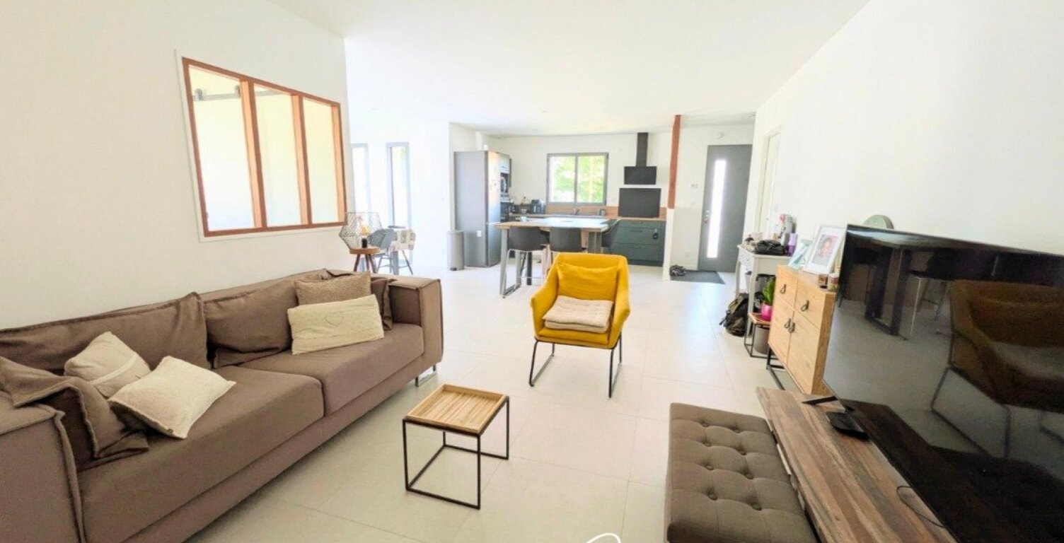 Maison 2024- 4 pieces- 3 chambres-terrain 368 m² — photo 1
