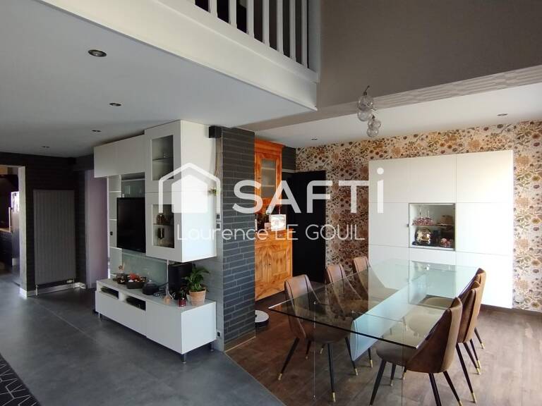 Maison familiale avec dépendances sur un beau terrain arboré — photo 1