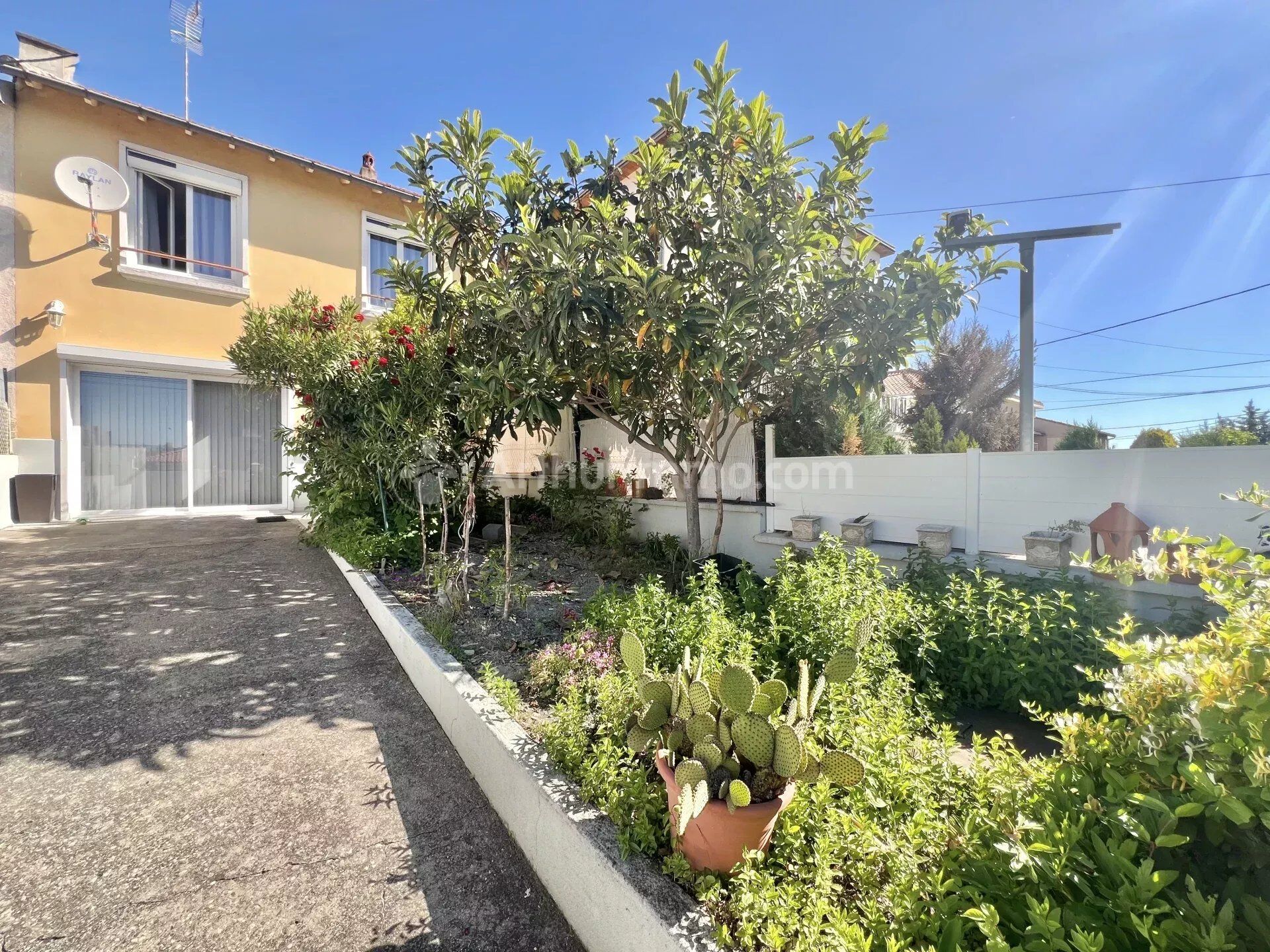 Maison 4 pièces 86 m² · à Clermont-Ferrand · 86 m² · 172 000 €