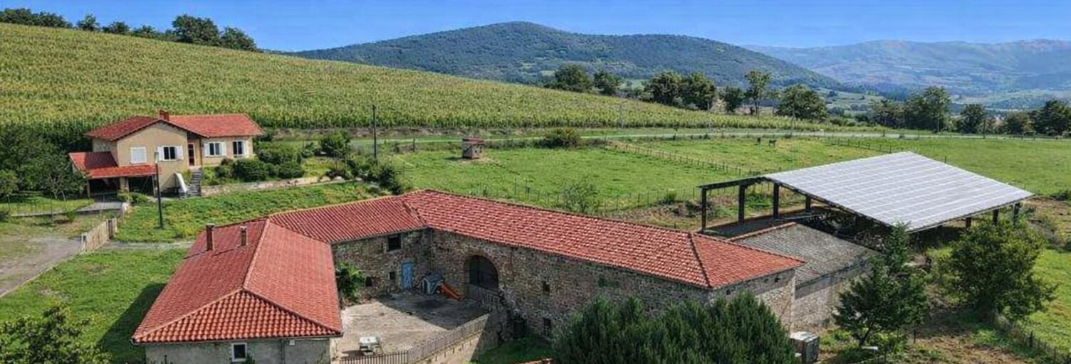 Maison 4 Pièces 180 m² à vendre à Saint-Clément-les-Places (69930)