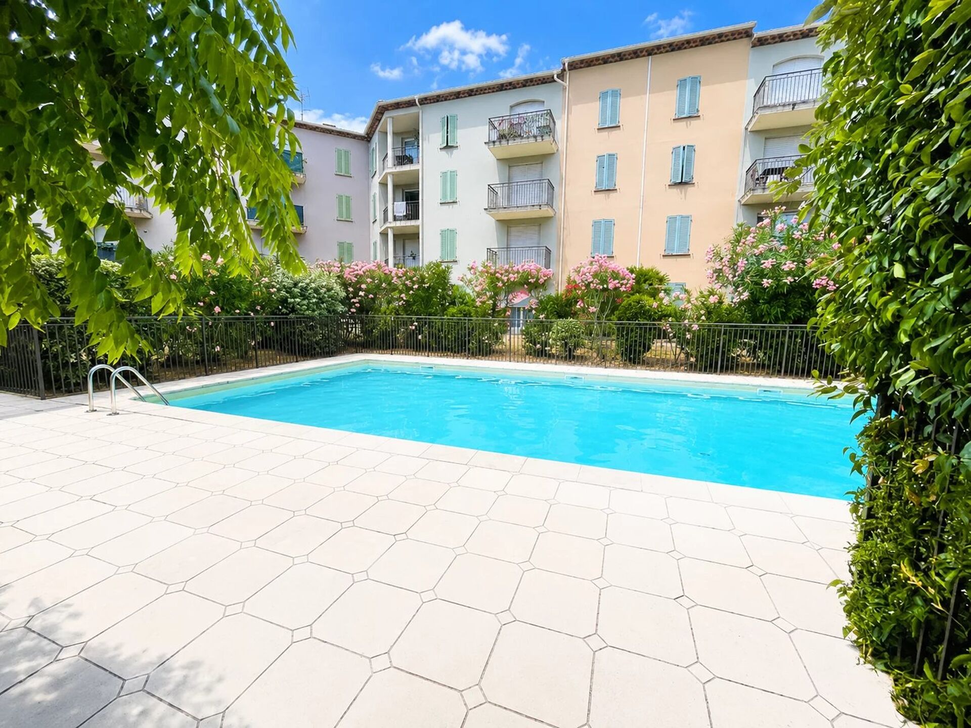 Appartement 2 pièces 32 m² · à Le Luc · 32 m² · 109 000 €