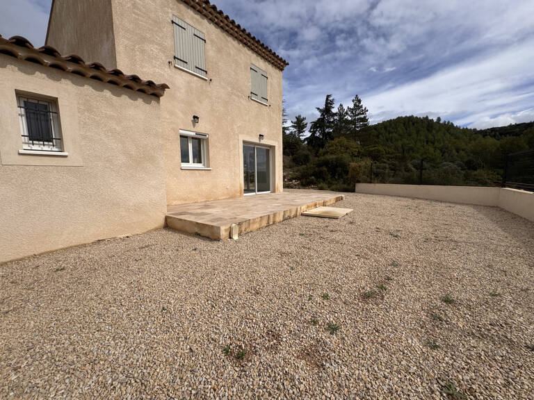 Saint Paul Lez Durance : location maison T4 avec jardin et b — photo 1