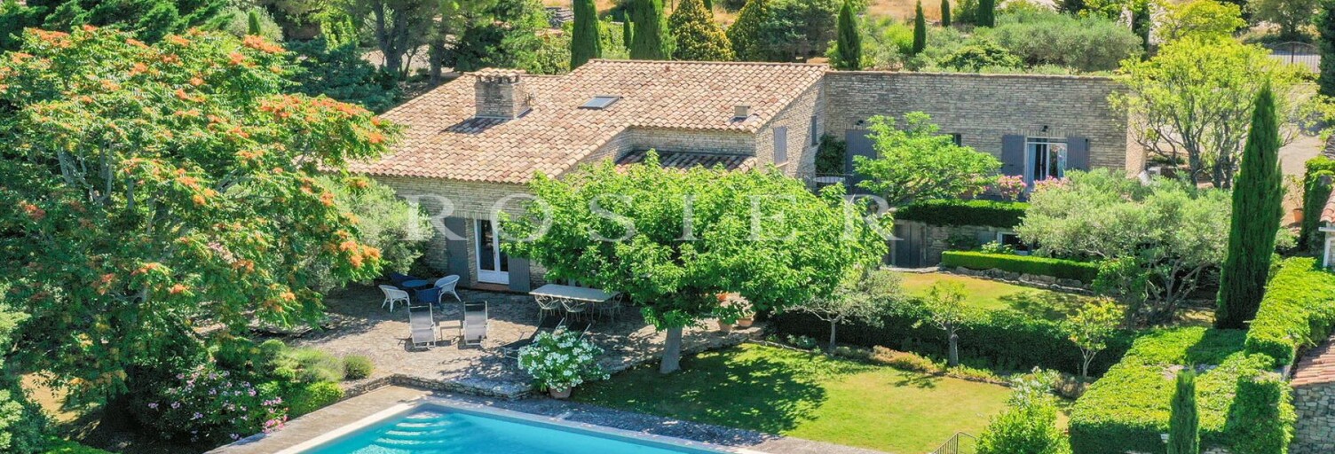 Maison 10 Pièces 200 m² à vendre à Gordes (84220)