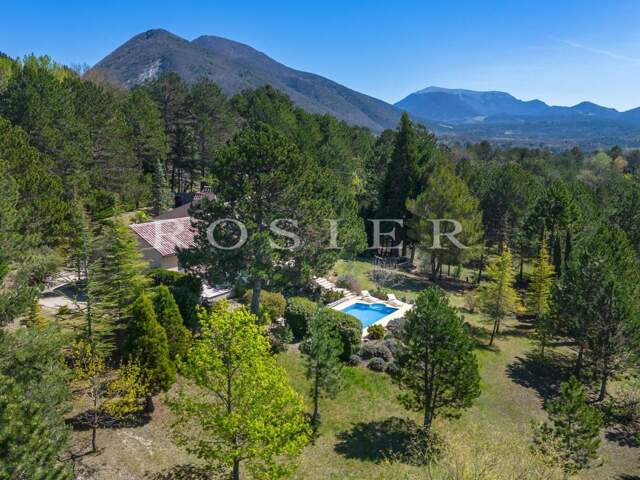 Maison d'architecte avec parc paysager, piscine et panorama d’ex — photo du bien