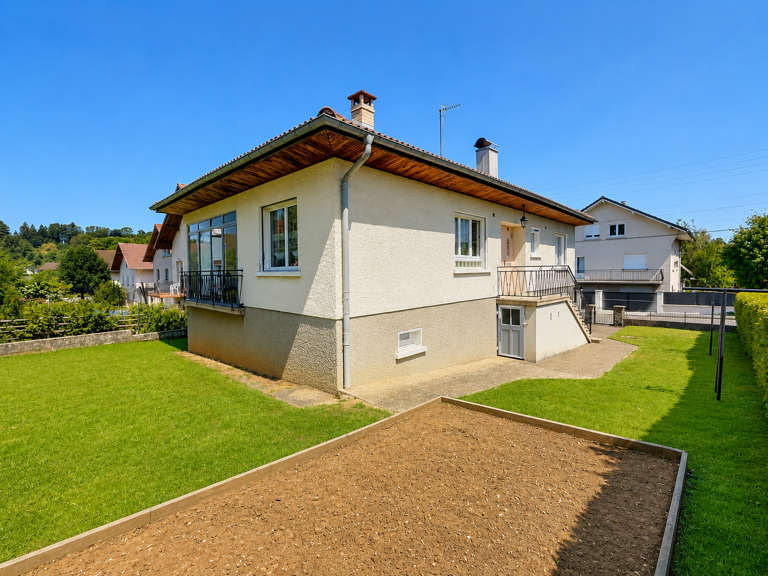 MAICHE - PROCHE CENTRE  - MAISON SUR SOL — photo 1